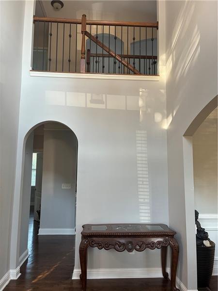 Photo - 1880 Manor View