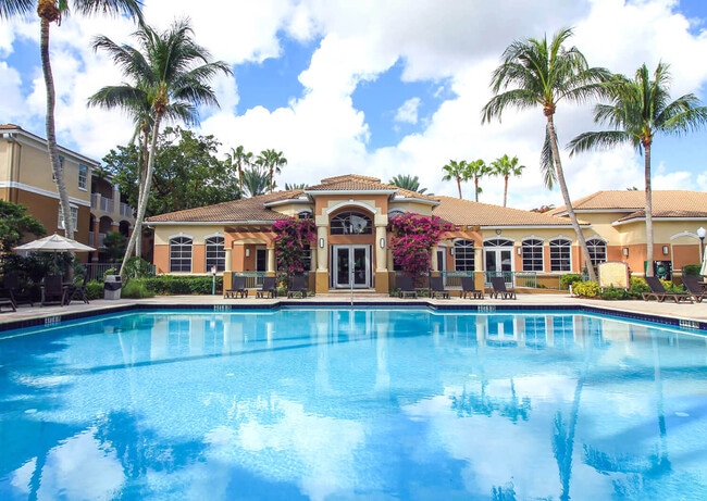 Pool - The Grove at Turtle Run