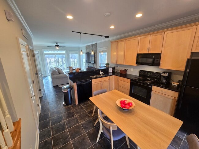 Photo - 41539 Southpaw Pl