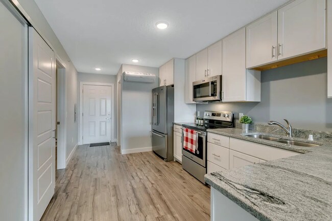 Photo - Crossroads Lofts & Shops