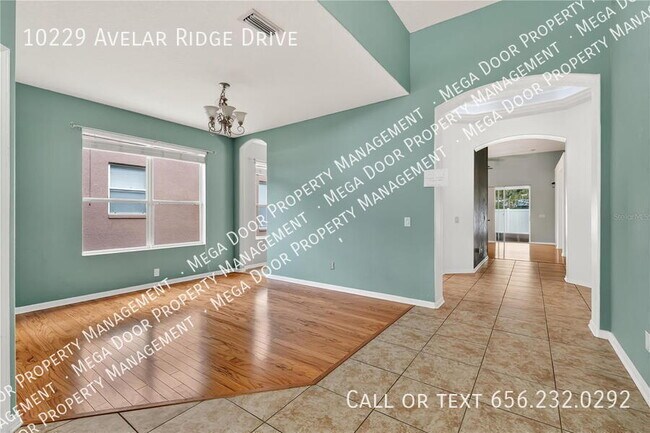 Photo - 10229 Avelar Ridge Dr