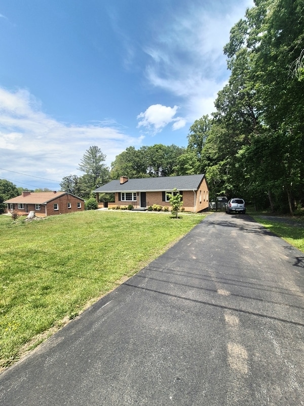 Photo - 200 Wellview Dr