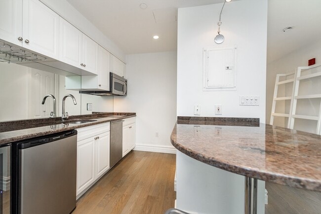 Photo - 1 Huntington Ave Unit 311