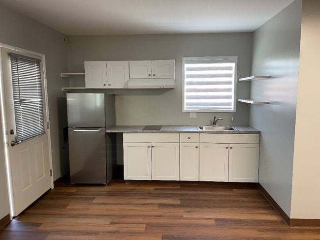 Photo - 2739 Magnolia Ave