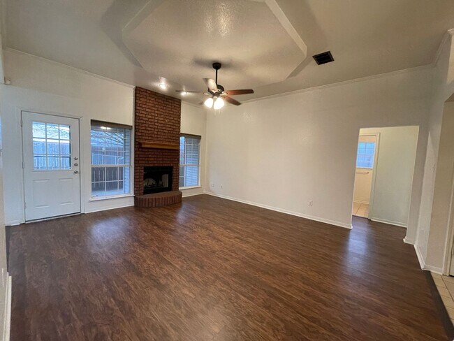 Photo - 2306 Moonstone Dr