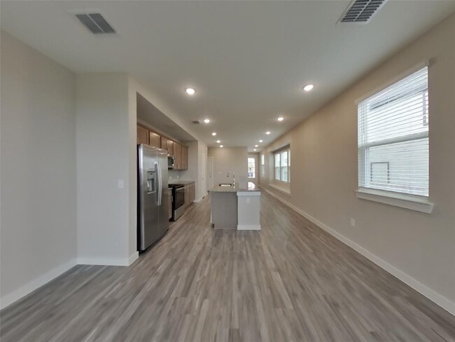 Photo - 509 Raglands Rd