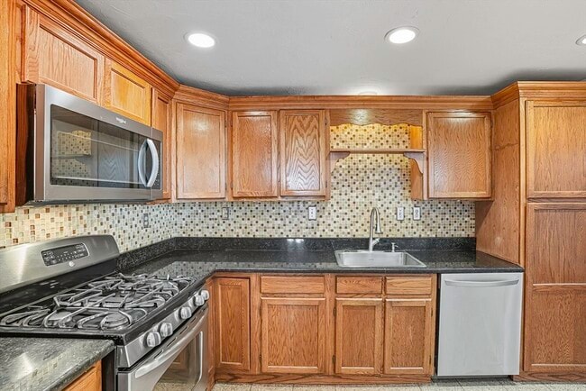 Photo - 237 South St