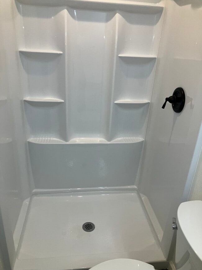 Shower - 4183 S Mill Ave