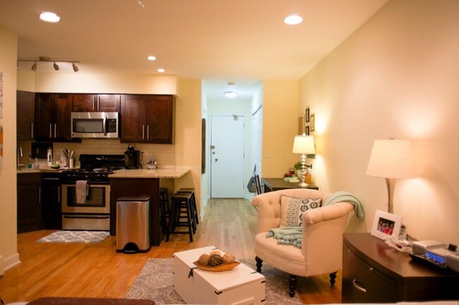 Photo - 2629 N Hampden Ct Unit 516