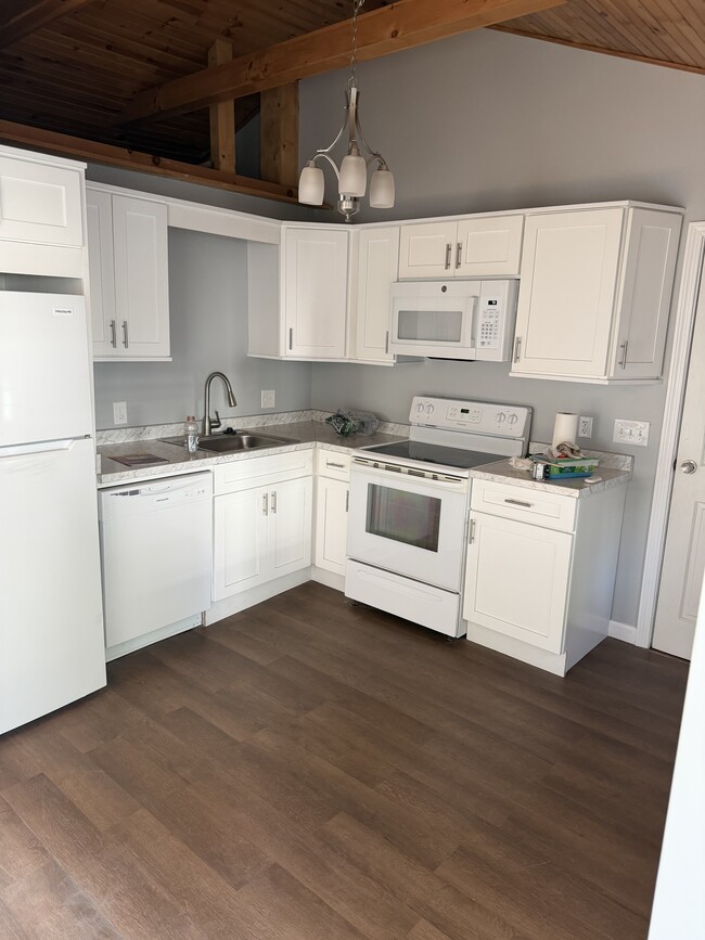 Photo - 391 Bridle Path Unit 2