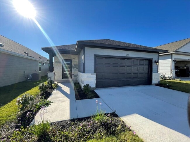 Photo - 125 Unforgiven Ln