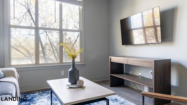 49 Boulevard SE Unit C-539