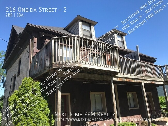 Photo - 216 Oneida St Unit 2