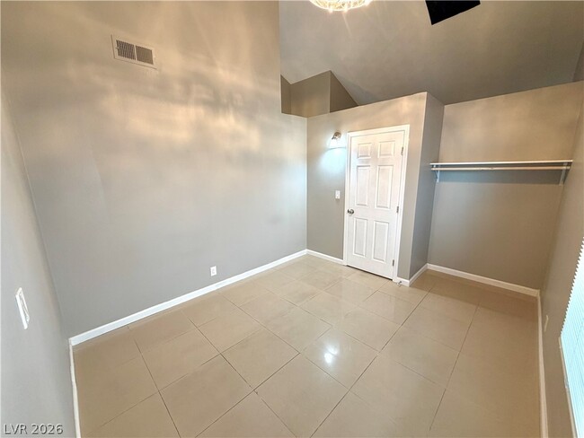 Photo - 4407 De Forest St