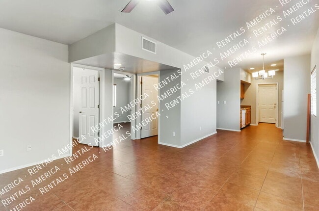 Photo - 1013 E Halcyon Rd