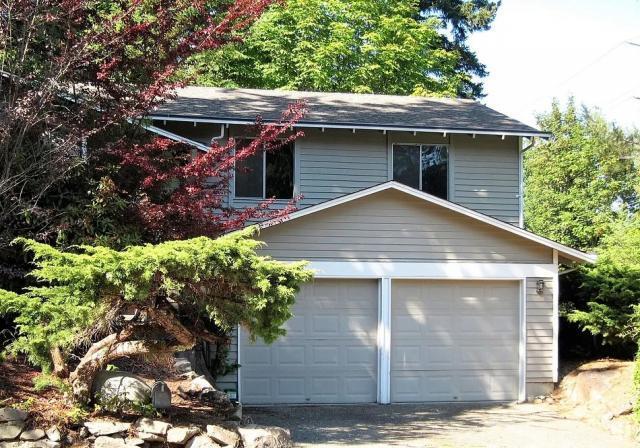 Building Photo - 4 bedroom in Bellevue WA 98008 Rental