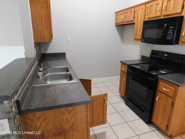 Photo - 5539 Bradley Dr