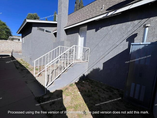 Photo - Nice Home For Rent (Front House)