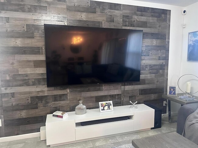 Photo - 4609 SW Babylon St