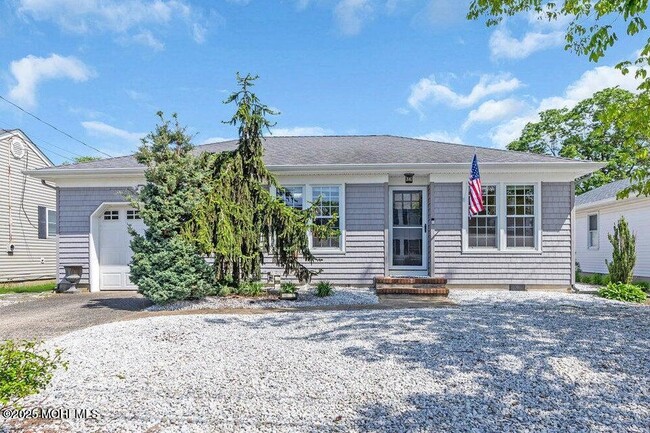 Photo - 1504 Ivy Rd House
