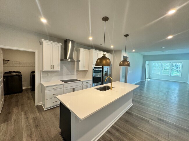 Photo - 701 Englewood Farms Dr