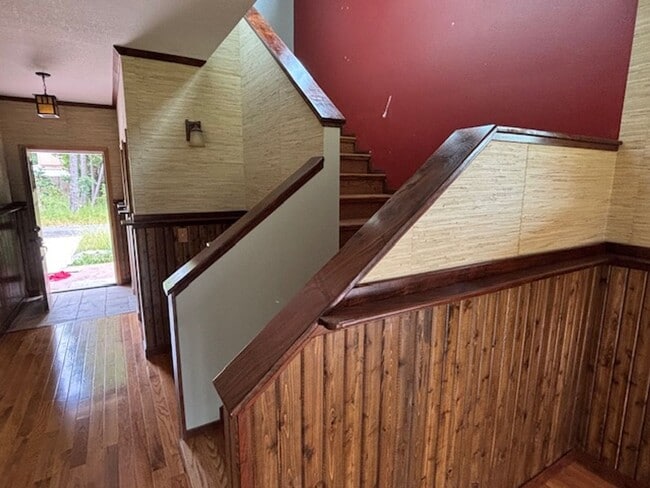 Photo - 8210 SW Broadmead Rd