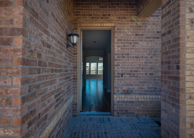 Photo - 2927 Overbrook Meadow Ln