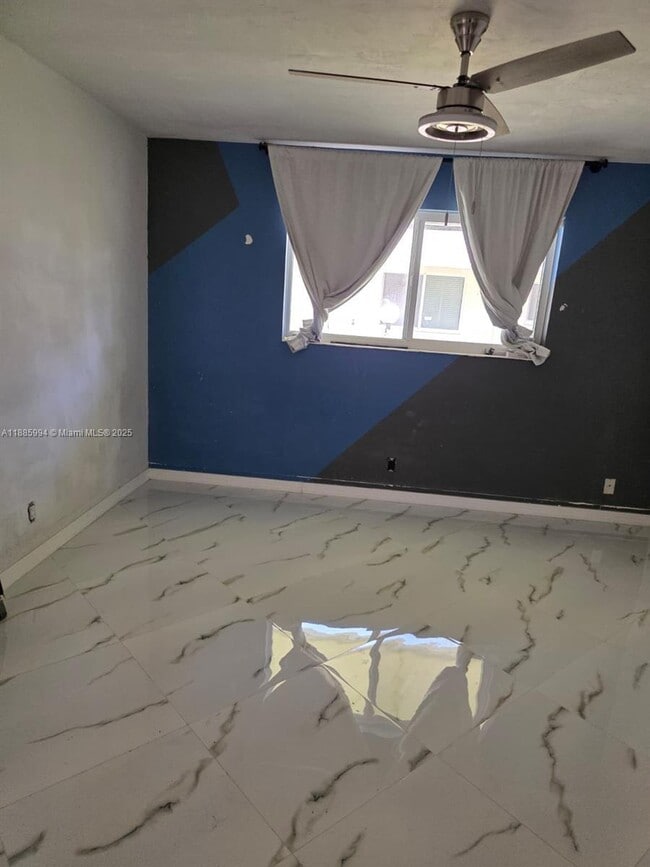 Photo - 1 bedroom in Hollywood FL 33020