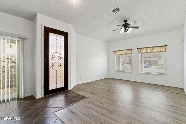 Photo - 3745 Loma Brisa Dr