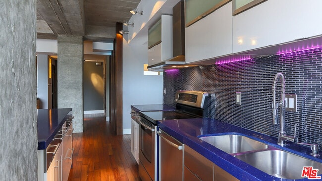 Photo - 7250 Franklin Ave Condo Unit 1112