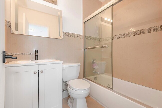 Photo - 1013 SW 7th St