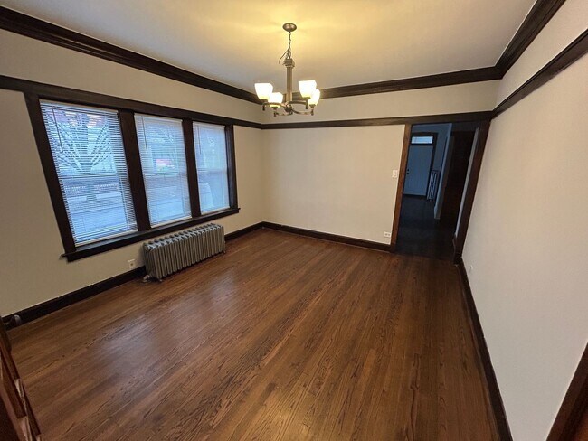 Photo - 2157 N Avers Ave Unit 2