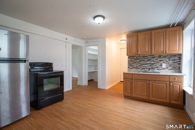 Photo - 405 Wilson St Unit 1B