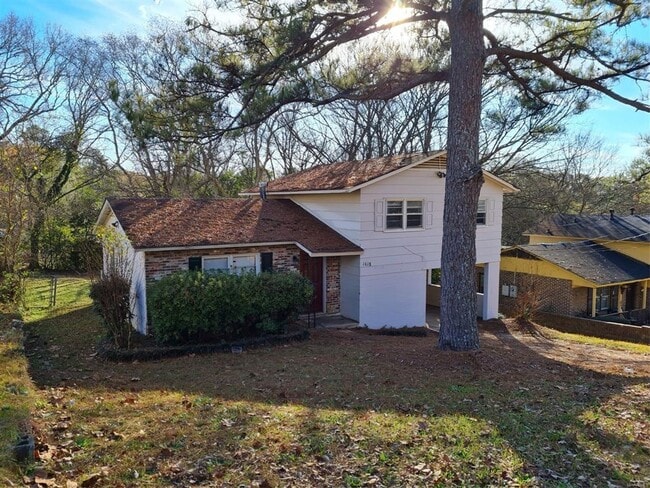 Building Photo - Section8 Accepted Rental