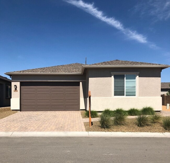 Building Photo - Three Bedroom in Saddlewood ~ North Prescott