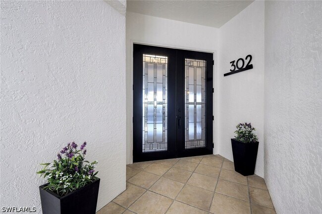 4811 Island Pond Ct Unit 302