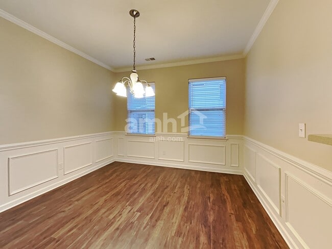 Photo - 14910 Green River Dr