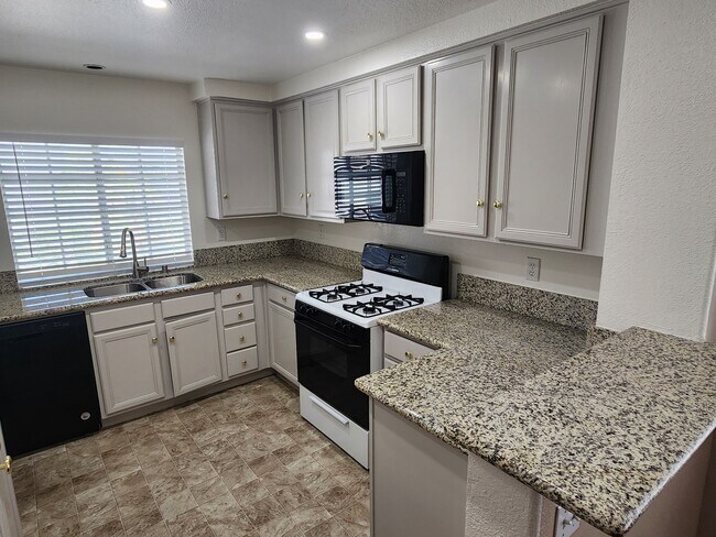 Photo - 5201 S Torrey Pines Dr