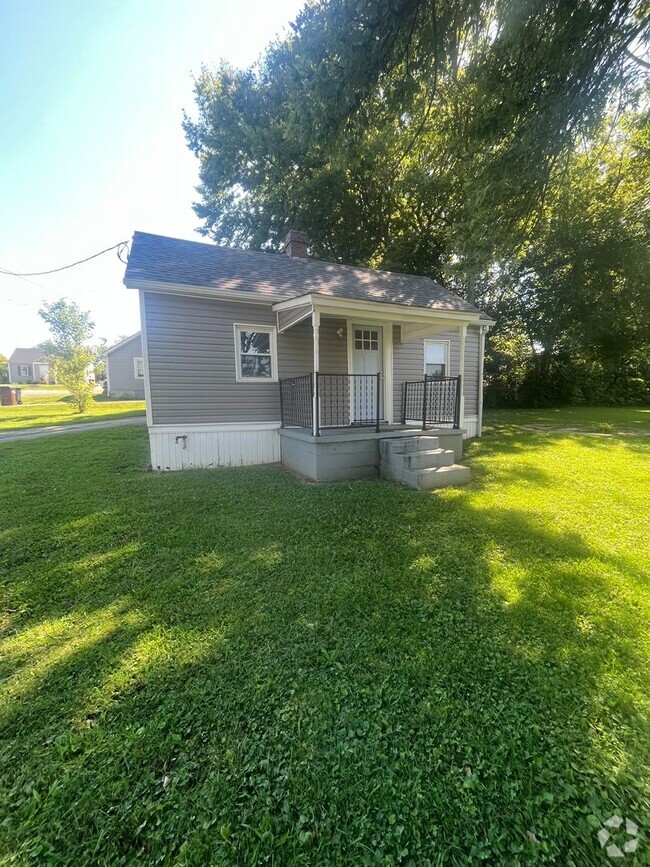 Building Photo - Cute 1 bedroom furnished house!