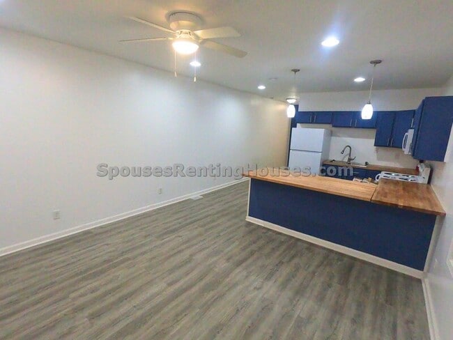 Photo - 3708 N Kenwood Ave