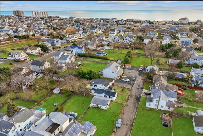 Photo - 83 Hennessey St