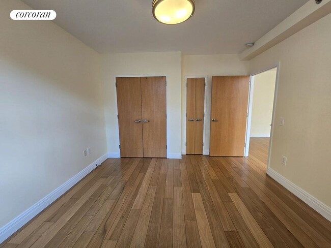 Photo - 70 W 139th St