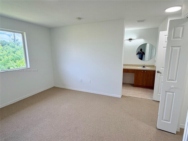 Photo - 20421 NW 15th Ave