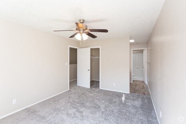 2BR 2BA - 1,308 SF