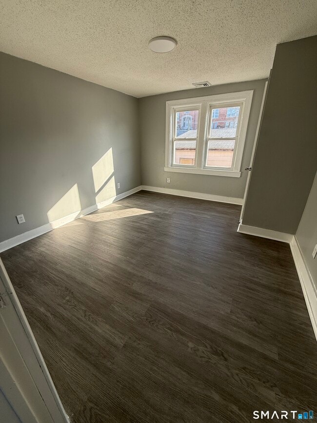 Photo - 74 Branch St Unit 3rd Floor