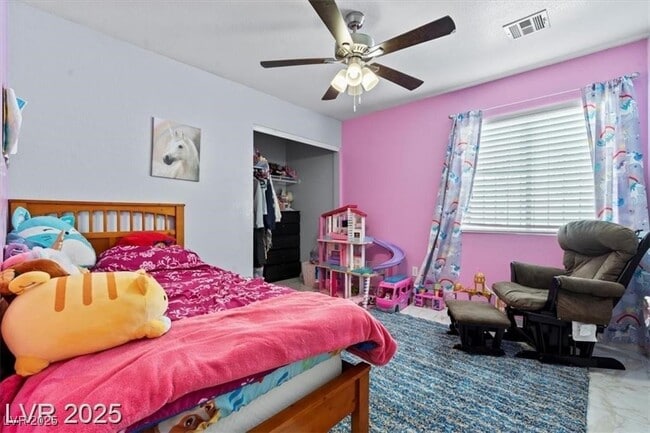 Photo - 2419 Country Orchard St