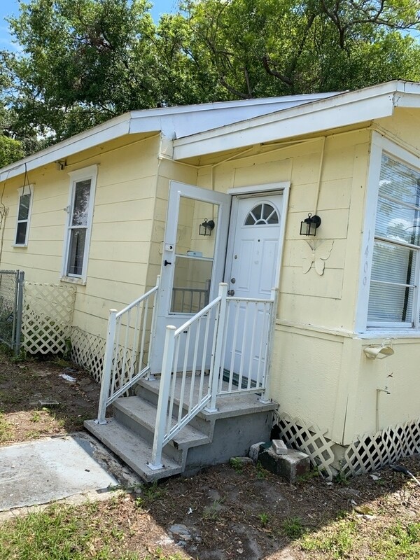 Photo - 1409 S Westmoreland Dr Townhome