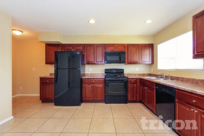 Photo - 1949 W Chipman Rd