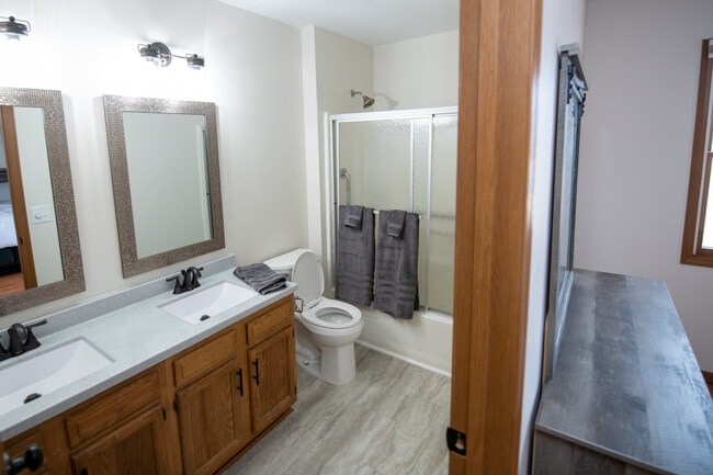 Photo - 123 Pierre Pl Unit 123