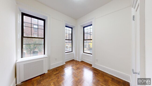 Building Photo - 985 Lexington Ave Unit 2F Rental